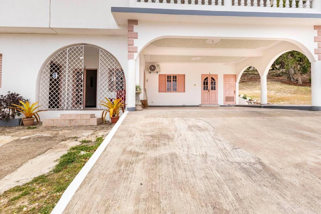 Shaw Park Gem Apt 12A Ocho Rios Exteriér fotografie